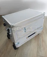 Кофр для встроенного оборудования с дополнительными отсеками